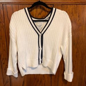 Abercrombie sweater